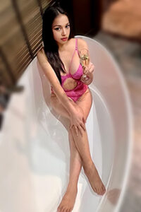 Berlin Dziwka Sex Model Escort Fania lubi seks w wannie